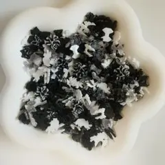 【50個】ホワイトブラック素材mix ネイルパーツ まとめ売り　デコパーツ 地雷