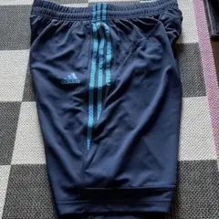 adidas climacool ネイビー ハーフパンツ