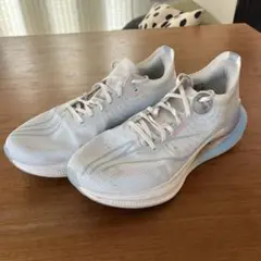 ランニングシューズ 28.5cm リーニン