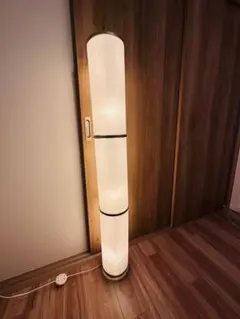 ホワイト円筒形フロアスタンド - メルカリ