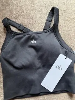 2026年最新】alo yogaブラトップの人気アイテム - メルカリ