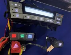 プリウス ZVW30 後期 LED打ち換え済み エアコンパネル＆シフトパネルのサムネイル