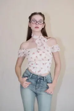 YILON MADE Joli flower blouse - メルカリ