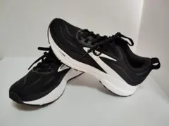 BROOKS トレイルランニング スニーカー ブラックのサムネイル