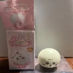 ちいかわベビー　ハイハイフィギュア　ラッコ