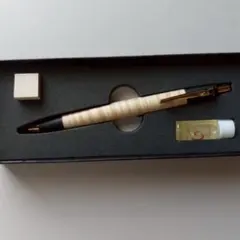 新品　野原工芸 栃縮杢 新型シャーペン0.5mm シルバー(SANZOクリップ) 新品野原工芸 栃縮杢 新型シャーペン0.5mm シルバー(SANZOクリップ)