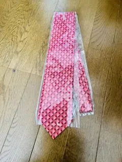 LANVIN 幾何学模様 ピンクネクタイ