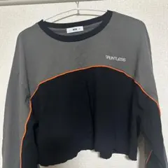 ショート丈　Tシャツ