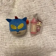 クレヨンしんちゃんキャラクターバッチ キーホルダーセット