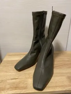 【新品】【ダイアナ】DIANAグリーンブーツ　ショートブーツ★値下げ