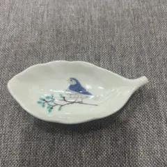 く*ん様 ハレクタニ　鳥と木葉　豆皿