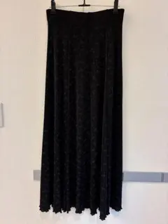 黒のポリエステルロングスカート　Fサイズ