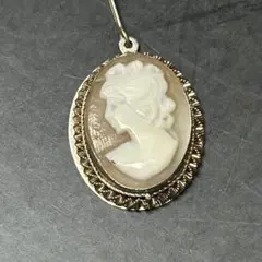 シェルカメオペンダント