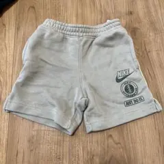 Nike 半ズボン 104-110cm グレー
