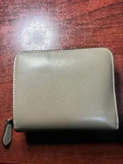 COACH ベージュ 二つ折り財布