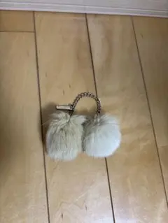 ファー ポンポン チャーム