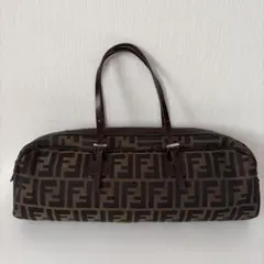 【超美品】FENDI フェンディ ズッカ ワンショルダーバッグのサムネイル