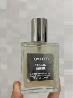 TOM FORD ソレイユ ネージュ シマリング ボディオイル - メルカリ