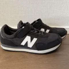 ニューバランス（New Balance）３２３
