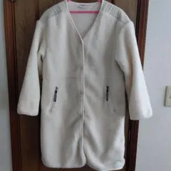 お値下げしました!ファーストダウン モコモコアウター　美品のサムネイル