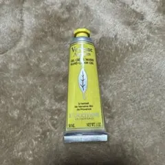 L'OCCITANE Verveine ハンドクリーム