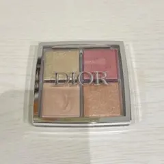 Dior バックステージ　グロウパレット 004