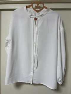 ナノユニバース　リボン付きブラウス　ホワイト