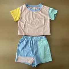 美品 SHEIN カラフルTシャツ・ショートパンツセット 6-9Mのサムネイル