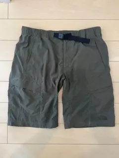 THE NORTH FACE ショートパンツ カーキのサムネイル