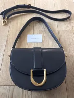 CHARLES & KEITH ショルダーバッグ ブラック