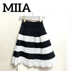 ★未使用タグ付き★MIIA ミーア ブラックホワイトストライプ花柄ミニスカート
