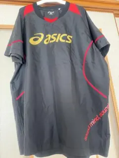 asics 半袖ピステ（黒赤）