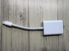 Apple Lightning - SDカードカメラリーダー A1595