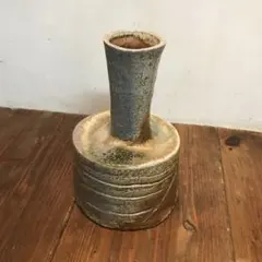 美品　陶器　焼物　花瓶　内側まで続く色付けが素敵な　バランス良い　フラワーベース