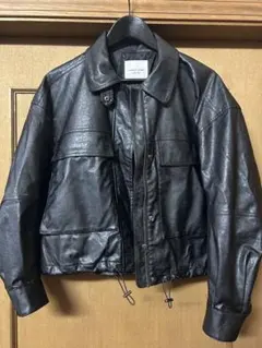 ブラックレザーショートジャケット