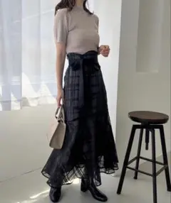 NICE CLAUP ベージュ　半袖ニット　無地 長袖 ラウンドネックニット