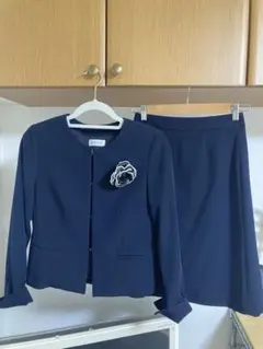 コサージュ付　プラステ　スーツ　サイズ違い