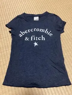 アバクロ　kids Sサイズ　Tシャツのサムネイル