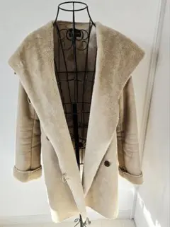 【Pinky&dianne】ベージュ フード付き ムートンコート ピンキー