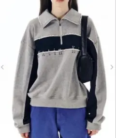 Matin Kim ハーフジップスウェット