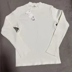 UNIQLO ユニクロ リブ ハイネックTシャツ 140㎝