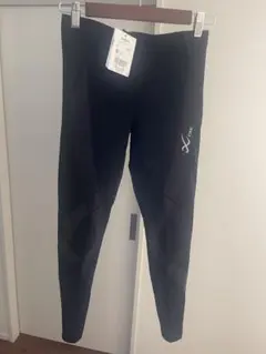 大人気ブランド！早い者勝ち！cw-x フィット感のあるブラック　レディースL