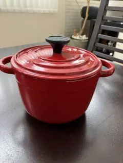 Meyer 鋳鉄製 赤い両手鍋