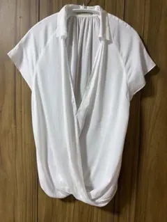 DES PRES デプレ　レーヨンブラウスのサムネイル