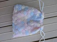 パステル薔薇柄レースポーチ ハンドメイド作品。
