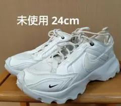 NIKE WMNS TC7900 24cm