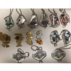 スヌーピーチャームコレクション&コレクションキーチェーン