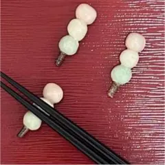 可愛い3色団子の箸置き　ハンドメイド　陶器