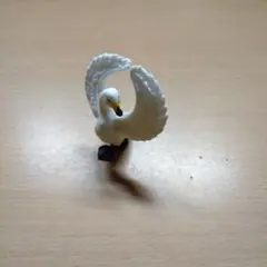 オドリ　-踊る鳥- 白鳥　バレエ　ガチャガチャ　カプセルトイのサムネイル