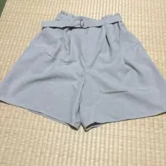 GU レディース　ショートパンツ　ズボン　ベージュ　　アイボリー　ショーパン